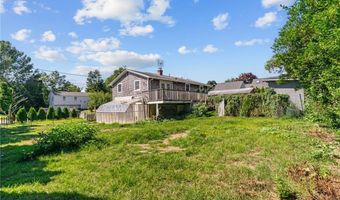 5 Lea Dr, Bristol, RI 02809