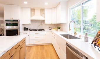 436 Montana Luna Ct, Escondido, CA 92025