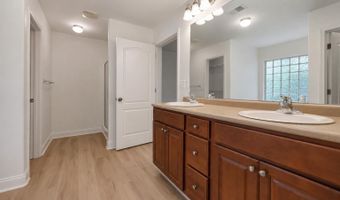 357 TANGLEWOOD Cir, Alabaster, AL 35007