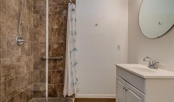 2102 E 17th St, Tulsa, OK 74104