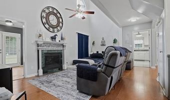 1013 Spring Hill Dr, Albany, GA 31721