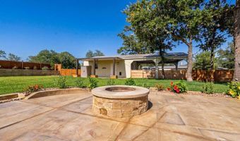 1009 Bluebonnet Ln, Adkins, TX 78101