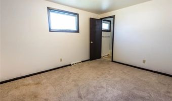 111 Sunshine Dr, Amherst, NY 14222