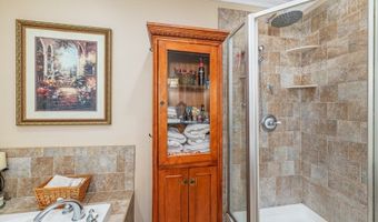 3 Travel Rd, Alloway, NJ 07461