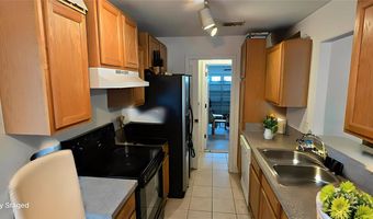 94 E 18TH St, Apopka, FL 32703