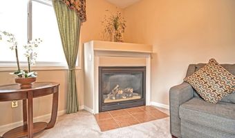 445 Captain Eames Cir 445, Ashland, MA 01721