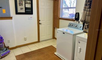 55730 HOLIDAY Cir, Astor, FL 32102