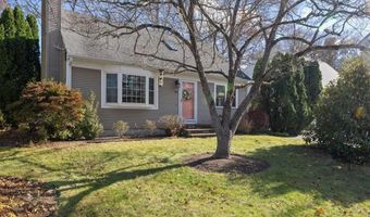 59 Spice Bush Trl, Narragansett, RI 02882