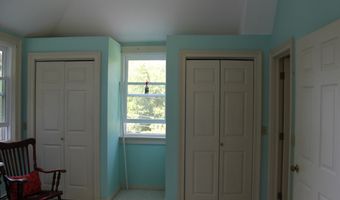 55 Liberty St, Chester, CT 06412