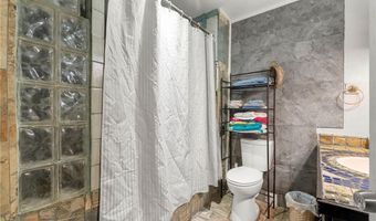 839 14th St, Barling, AR 72923