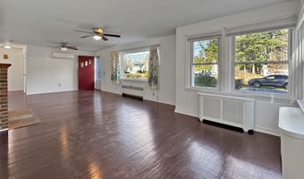 5 Chappell St, Chaplin, CT 06235