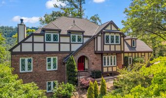 8 Sunny Ridge Dr, Asheville, NC 28804
