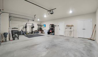 2132 Longhorn Trl, Altus, OK 73521