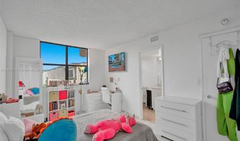 9300 Bay Harbor Ter 4B, Bay Harbor Islands, FL 33154