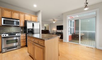 19 Mill Rd 19, Danbury, CT 06810