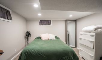 112 NW Des Moines St, Ankeny, IA 50023