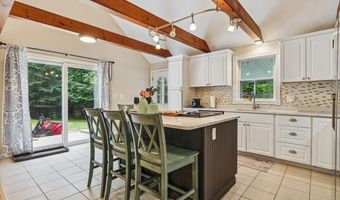 238 Corn Hill Rd, Boscawen, NH 03303