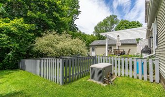 1486 Washington St, Bath, ME 04530