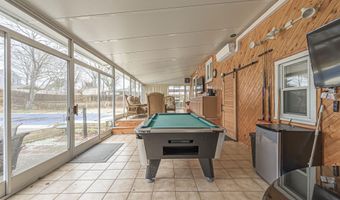 48 W Bolton Ave, Absecon, NJ 08201