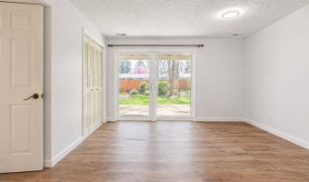 656 E Thornton Lake Dr NW, Albany, OR 97321