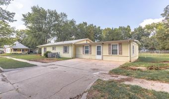 834 S A St, Arkansas City, KS 67005