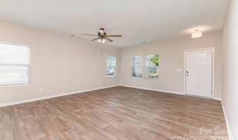 1120 Freeman View Dr, Albemarle, NC 28001