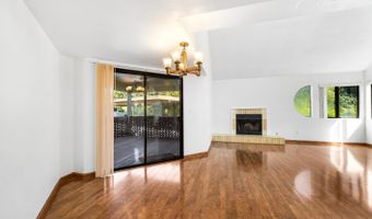 8 Seacliff Dr, Aptos, CA 95003