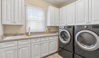 5114 WESSLING Ln, Bethesda, MD 20814