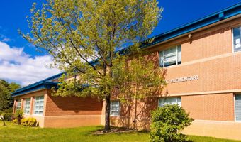 7716 EFFINGHAM Sq, Alexandria, VA 22315