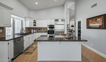 3360 S OLEANDER Dr, Chandler, AZ 85248