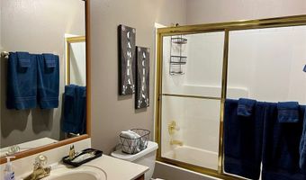 36 Valley View Cir, Bentonville, AR 72712