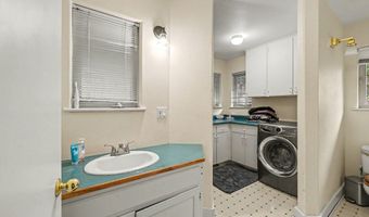 545 Holly St, Ashland, OR 97520