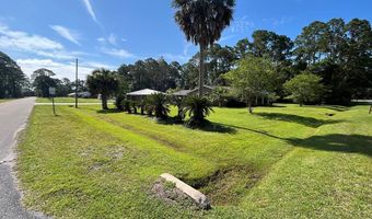 9 Apalachee St, Apalachicola, FL 32320