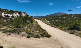 988 Crazy Horse Canyon Dr, Aguanga, CA 92536
