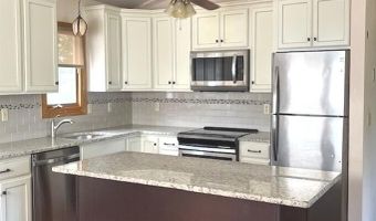 137 Holroyd St, Bridgeport, CT 06606