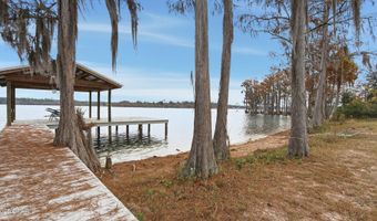 2540 Montyna Ln, Alford, FL 32420