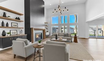 805 Club Dr W, Aurora, OH 44202