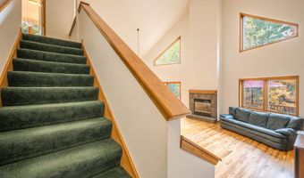 1724 Middle Pt, Alger, MI 48610