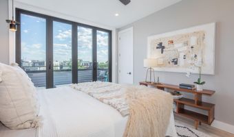 1332 G St SE 3, Washington, DC 20003