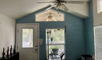 8310 Nelson Way 98, Escondido, CA 92026