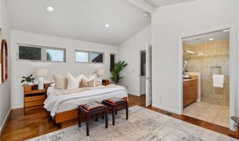 2377 Silver Ridge Ave, Los Angeles, CA 90039
