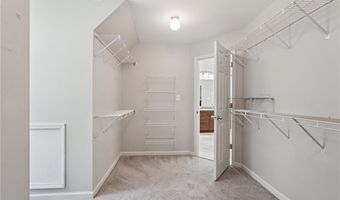 1496 Fallsbrook Ct NW, Acworth, GA 30101