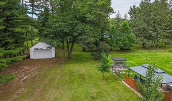 5611 Wazeecha Ave, Wisconsin Rapids, WI 54494