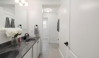 161 Stony Ln, North Kingstown, RI 02852