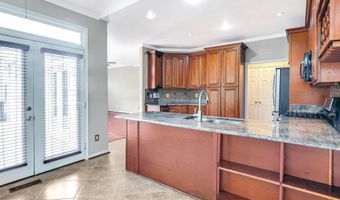 21102 RAINTREE Ct, Ashburn, VA 20147