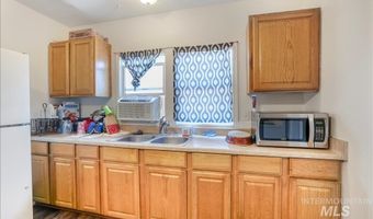 121 7th Ave S, Buhl, ID 83316