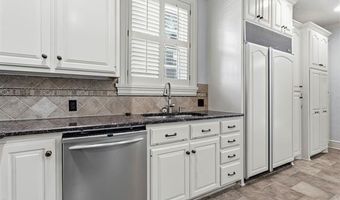 125 G St SW, Ardmore, OK 73401