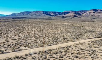 105 A W Sunset Rd, Yucca, AZ 86438
