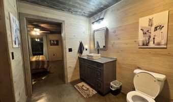 90 Mitchell Rd, Batesville, AR 72501