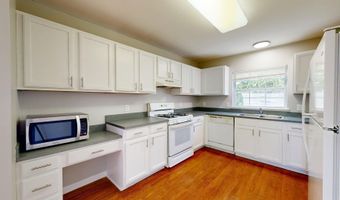 3120 Promenade Cir, Ann Arbor, MI 48108